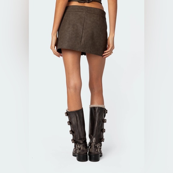 NWT Edikted Ziva Faux Leather Mini Skirt - Picture 5 of 5